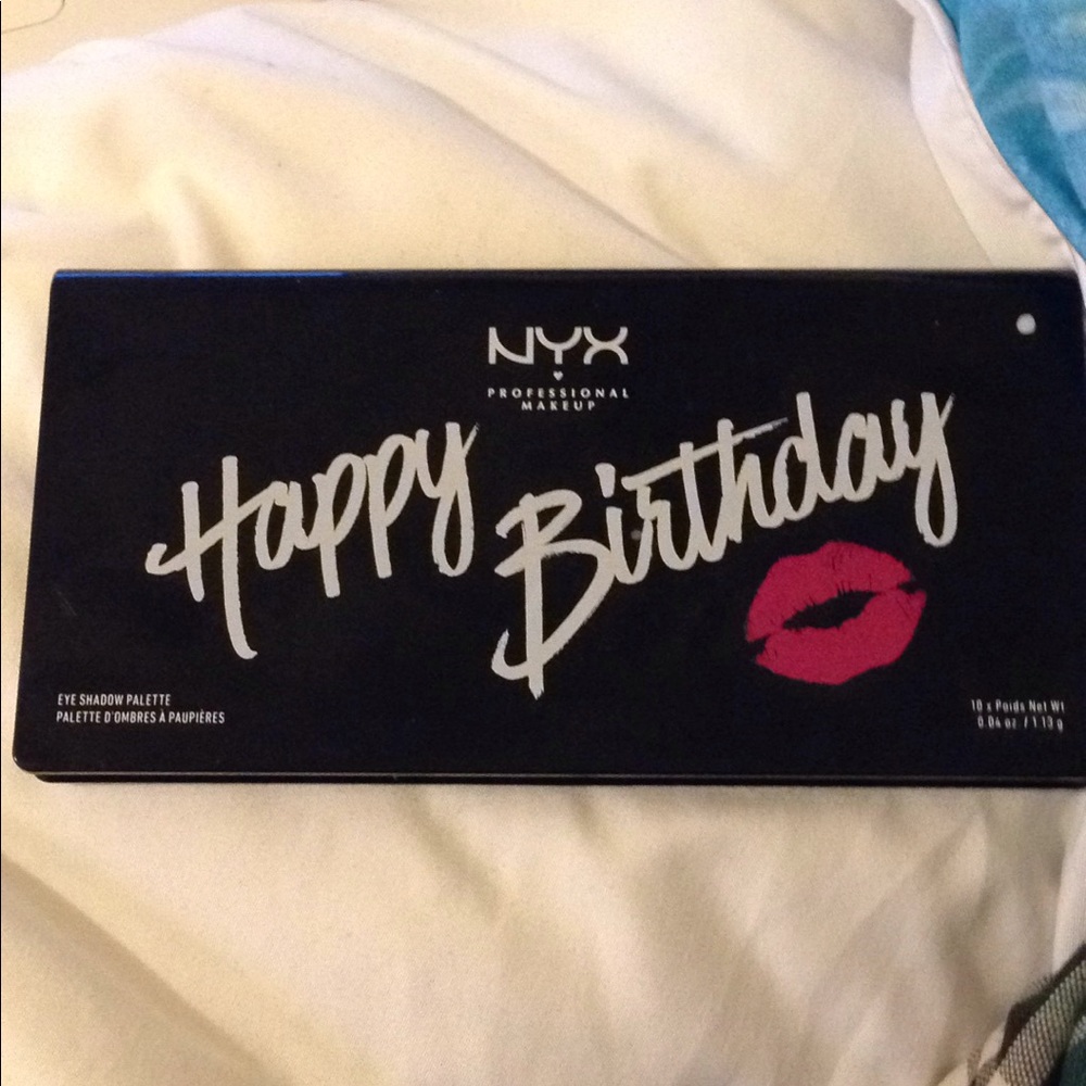NYX "Happy Birthday" eye shadow palette 10 colors